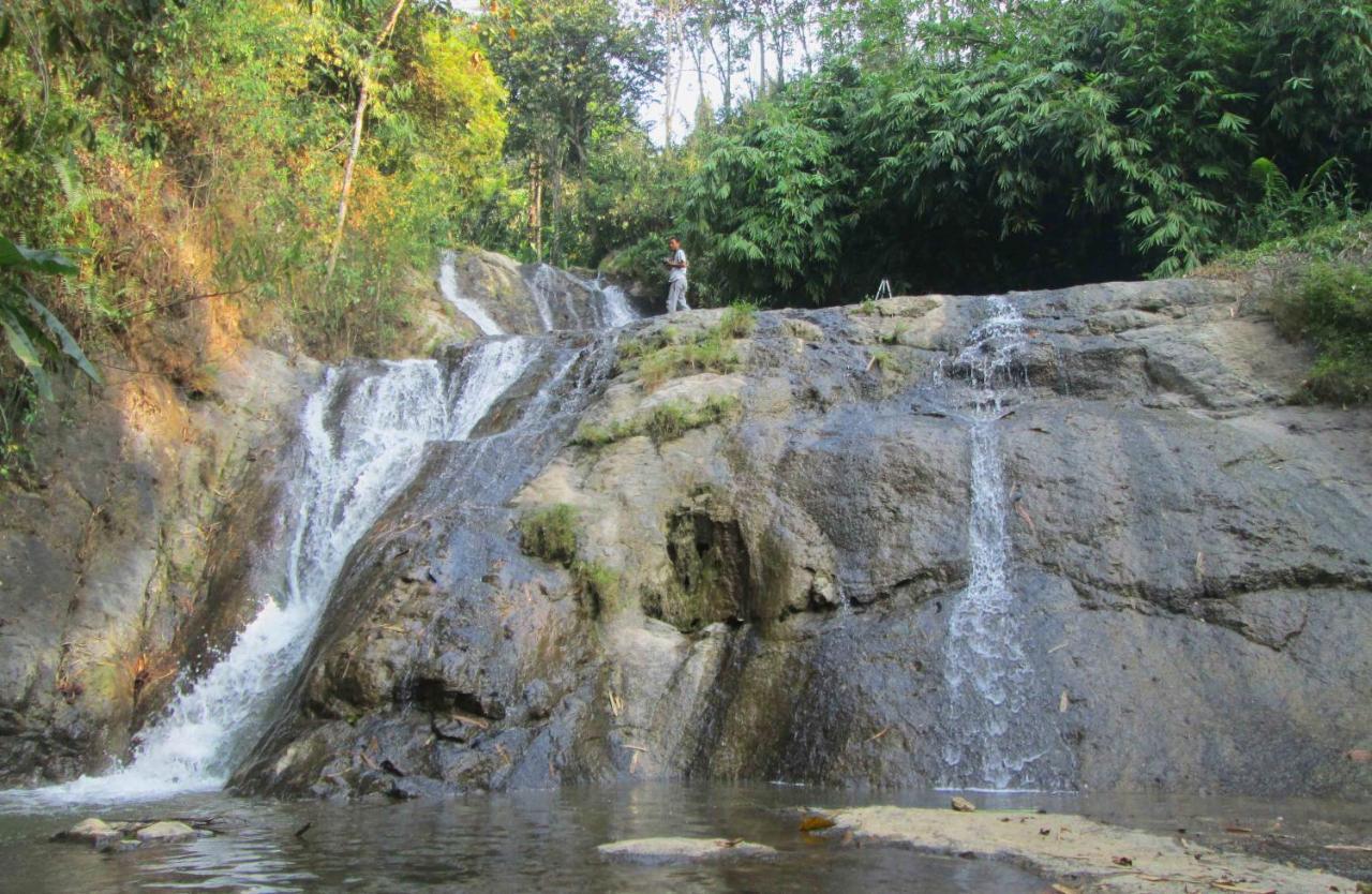 Bule * Cianjur